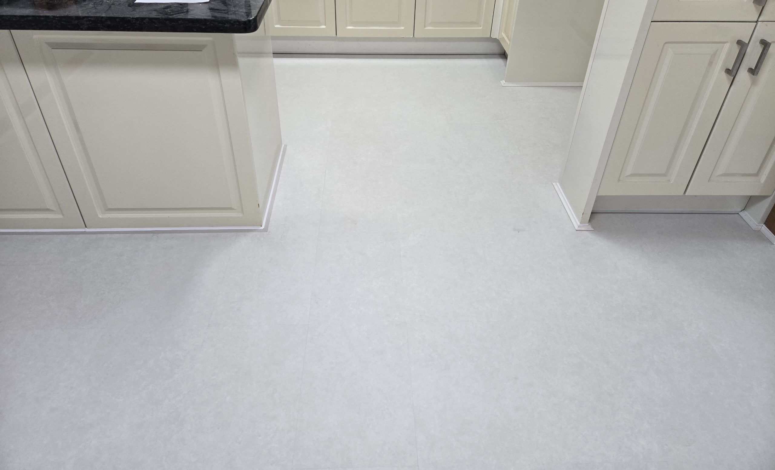 H11 마블화이트 (사각마루)