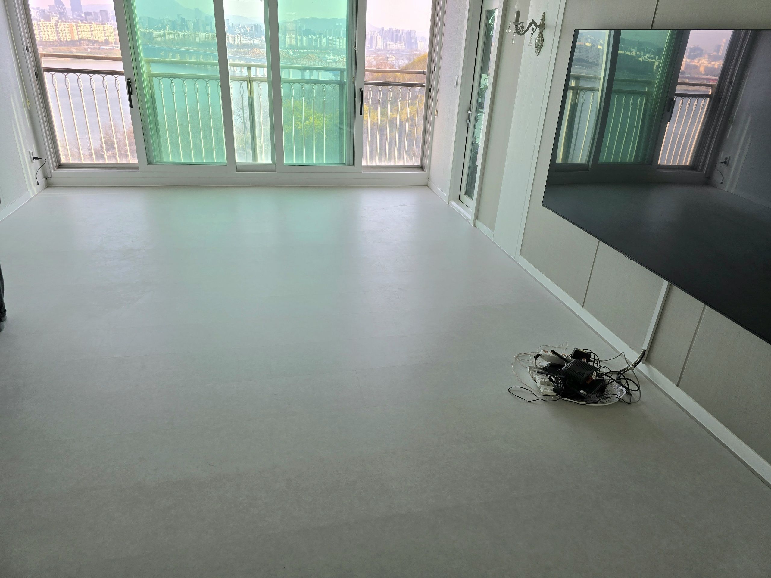 H11 마블화이트 (덧방시공)